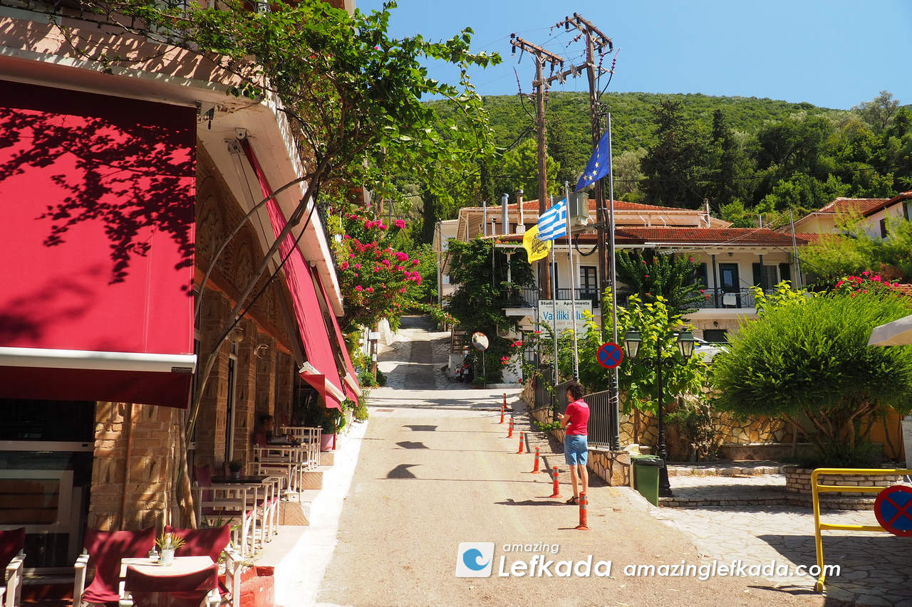 Best sights and attractions for sightseeing in Vasiliki village