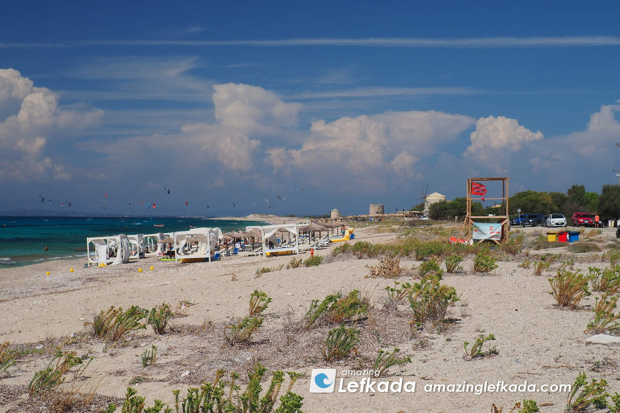 Restaurants and bars with sunbeds at Agios Ioannis beach in Lefkada Island