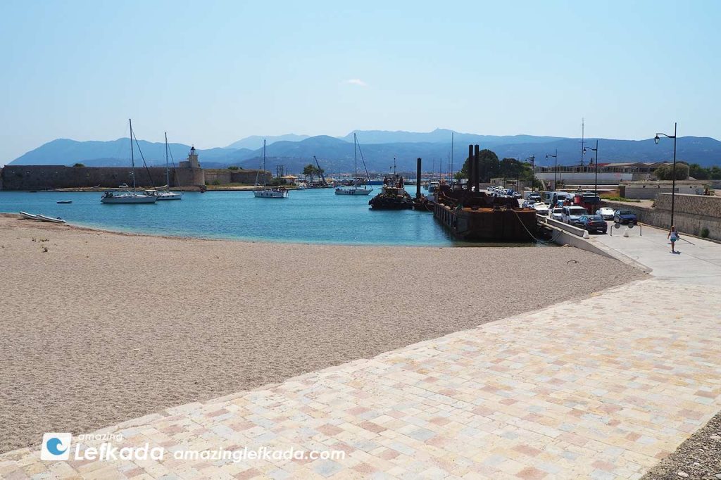 Ammoglossa beach access