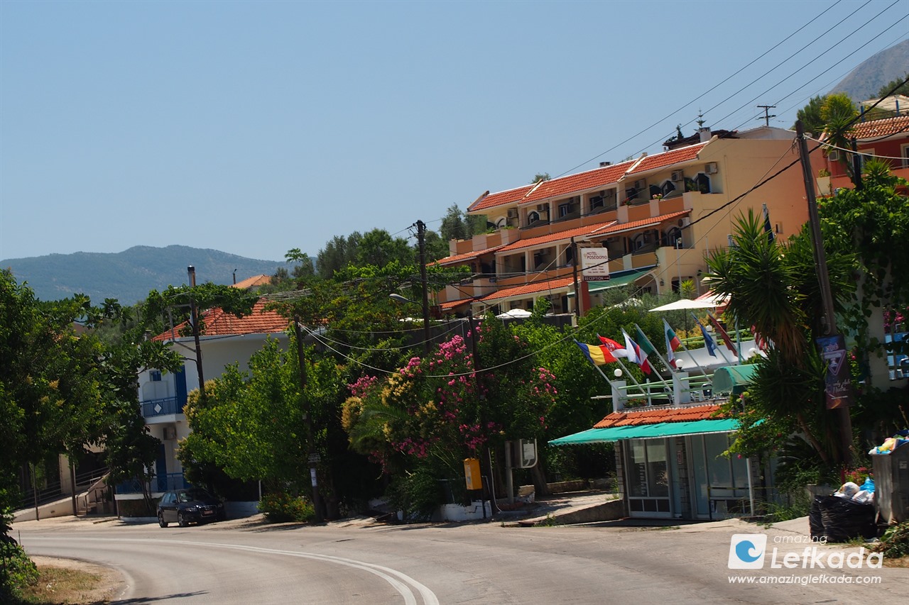 Hotels and apartments to stay in Perigiali, near Nidri