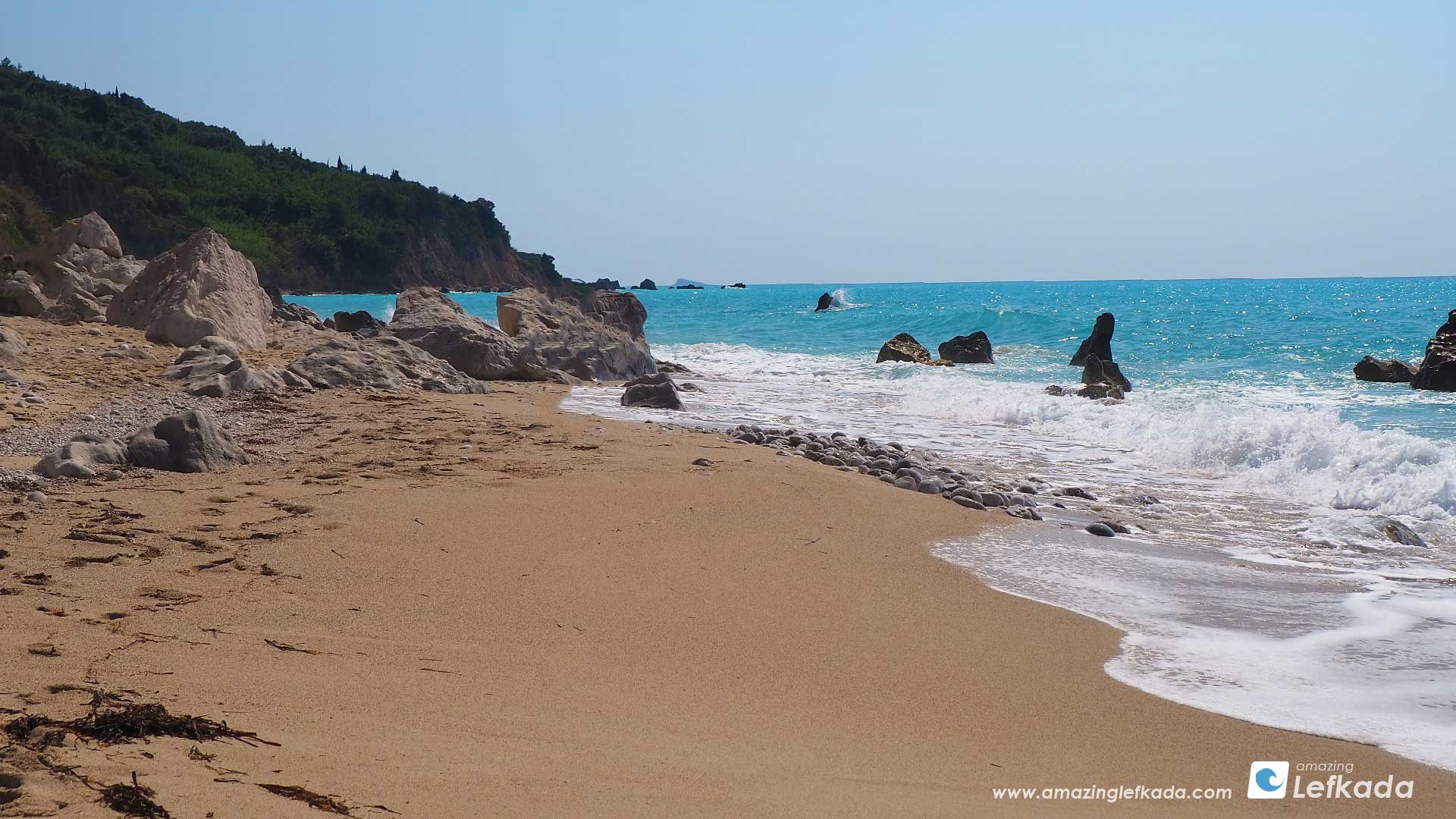 Paralia Avali beach in Lefkada Island