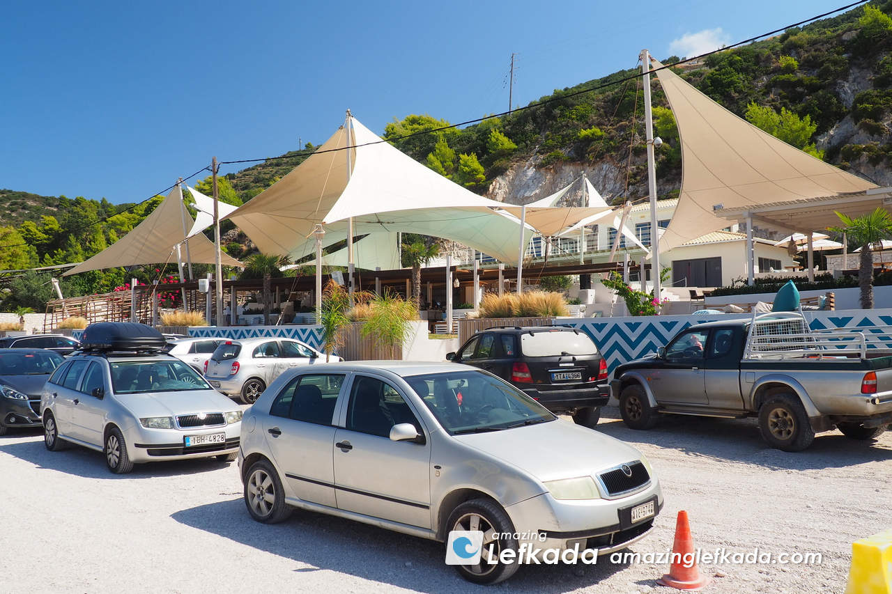 Best Kathisma beach bars and restaurants