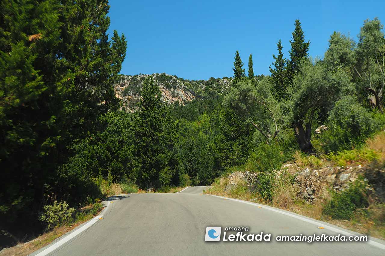 Driving to Mikros Gialos beach in Lefkada Island and road conditions