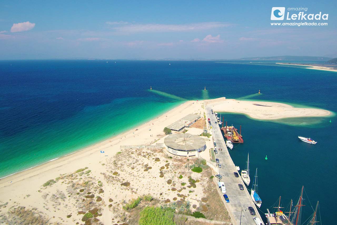 Kastro beach location and access in Lefkada Island