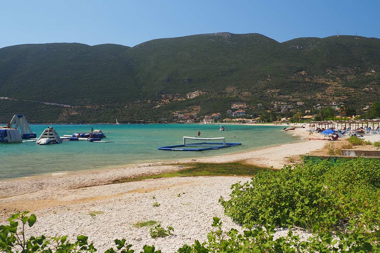 Vasiliki beach location and access in Lefkada Island