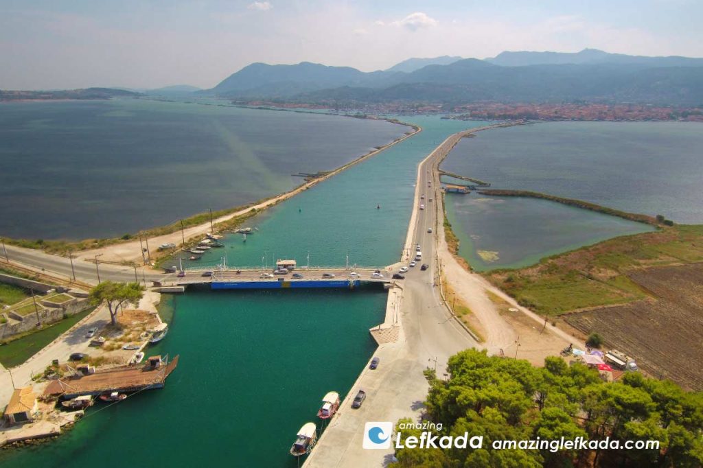 Access of Lefkada island through a pontoon bridge