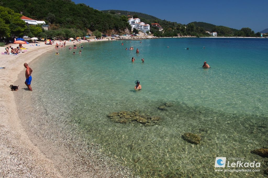 Pleasant sea temperatures and snorkeling at Paralia Nikiana beach