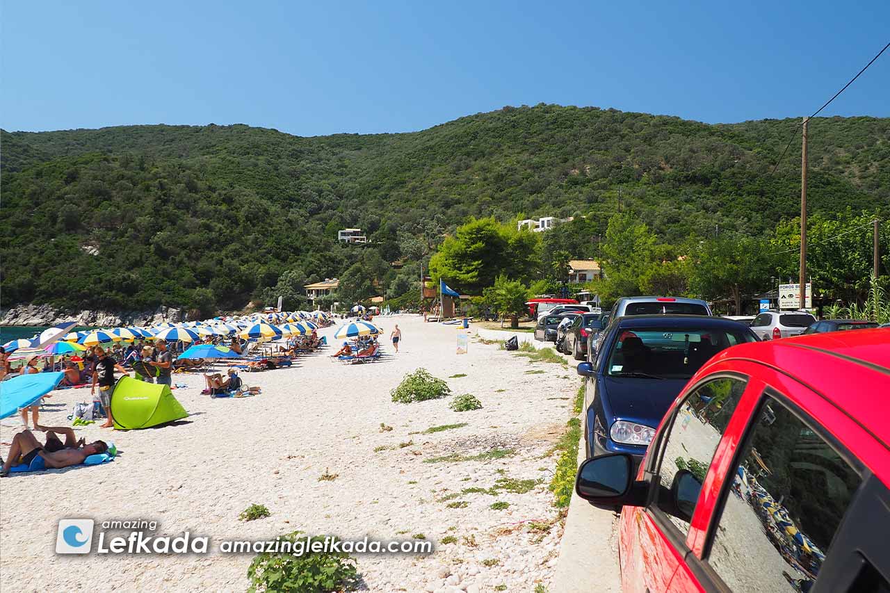 Mikros Gialos beach parking lot near Poros