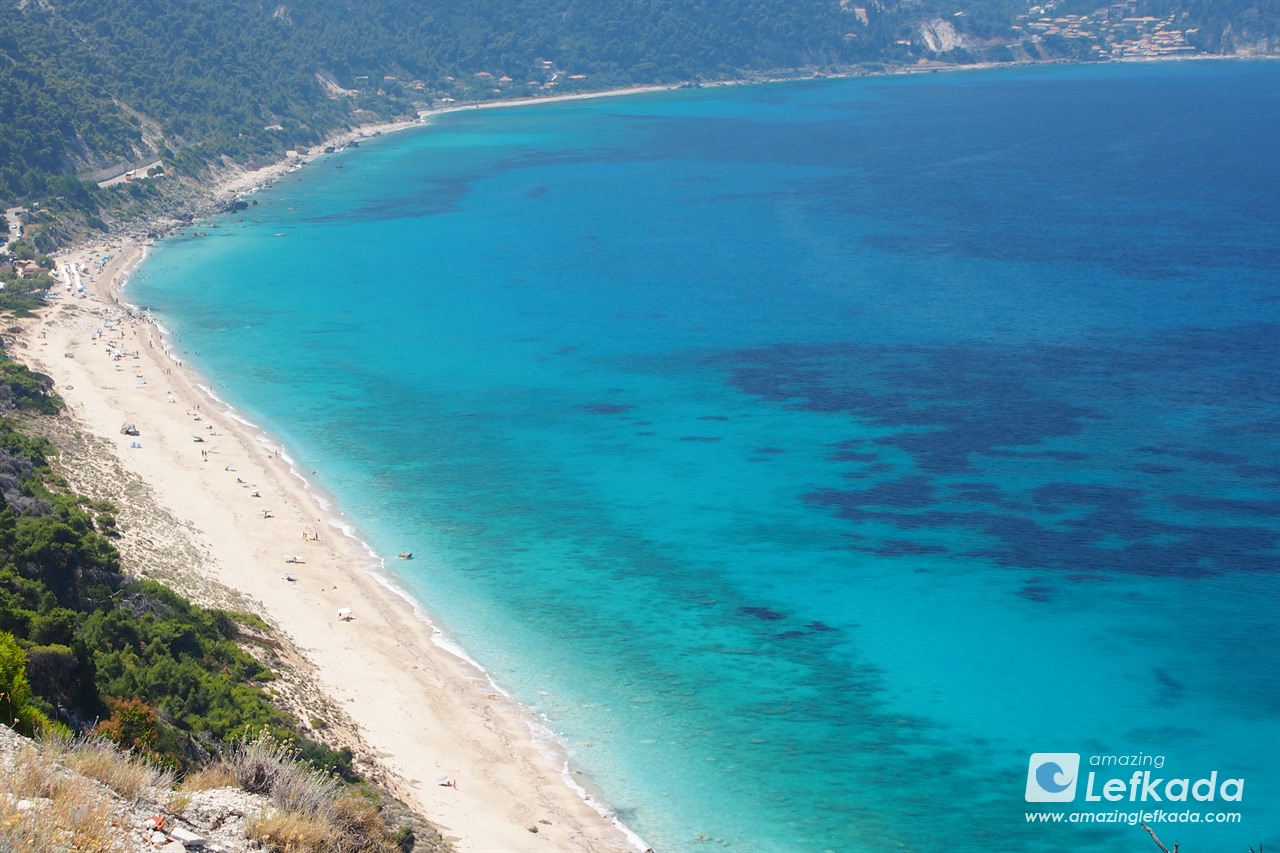Lookout to Pefkoulia beach Lookout to Paralia Pefkoulia beach