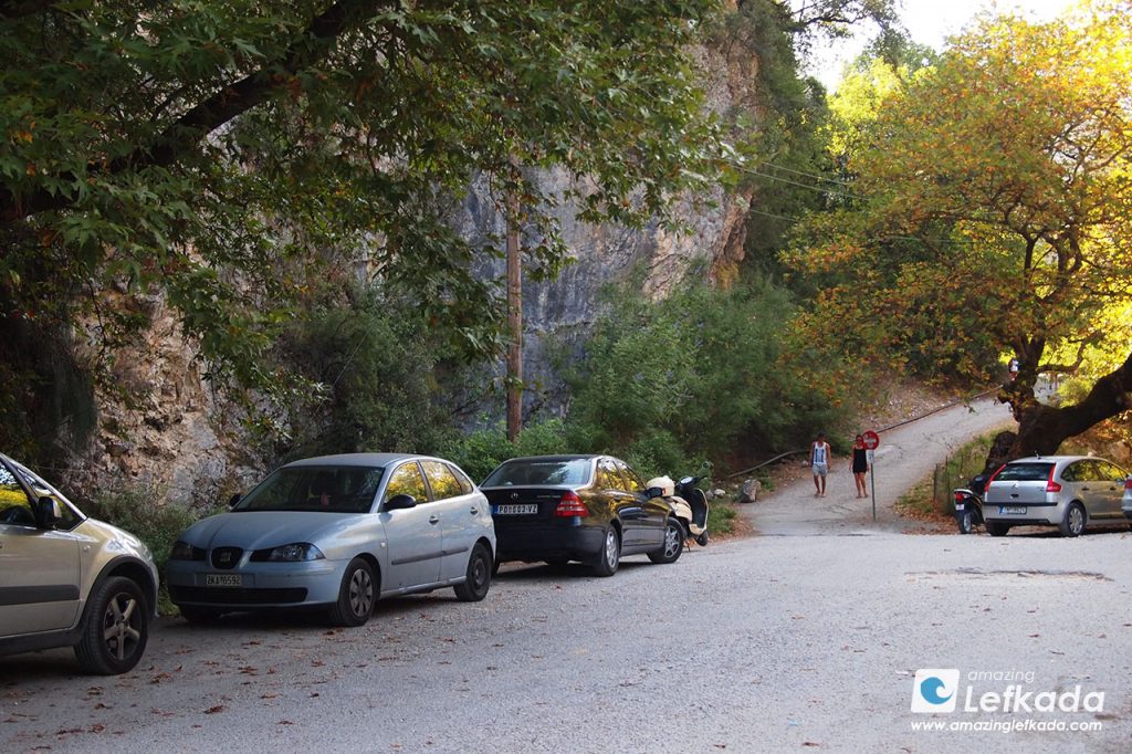 Parking Nidri Waterfalls 