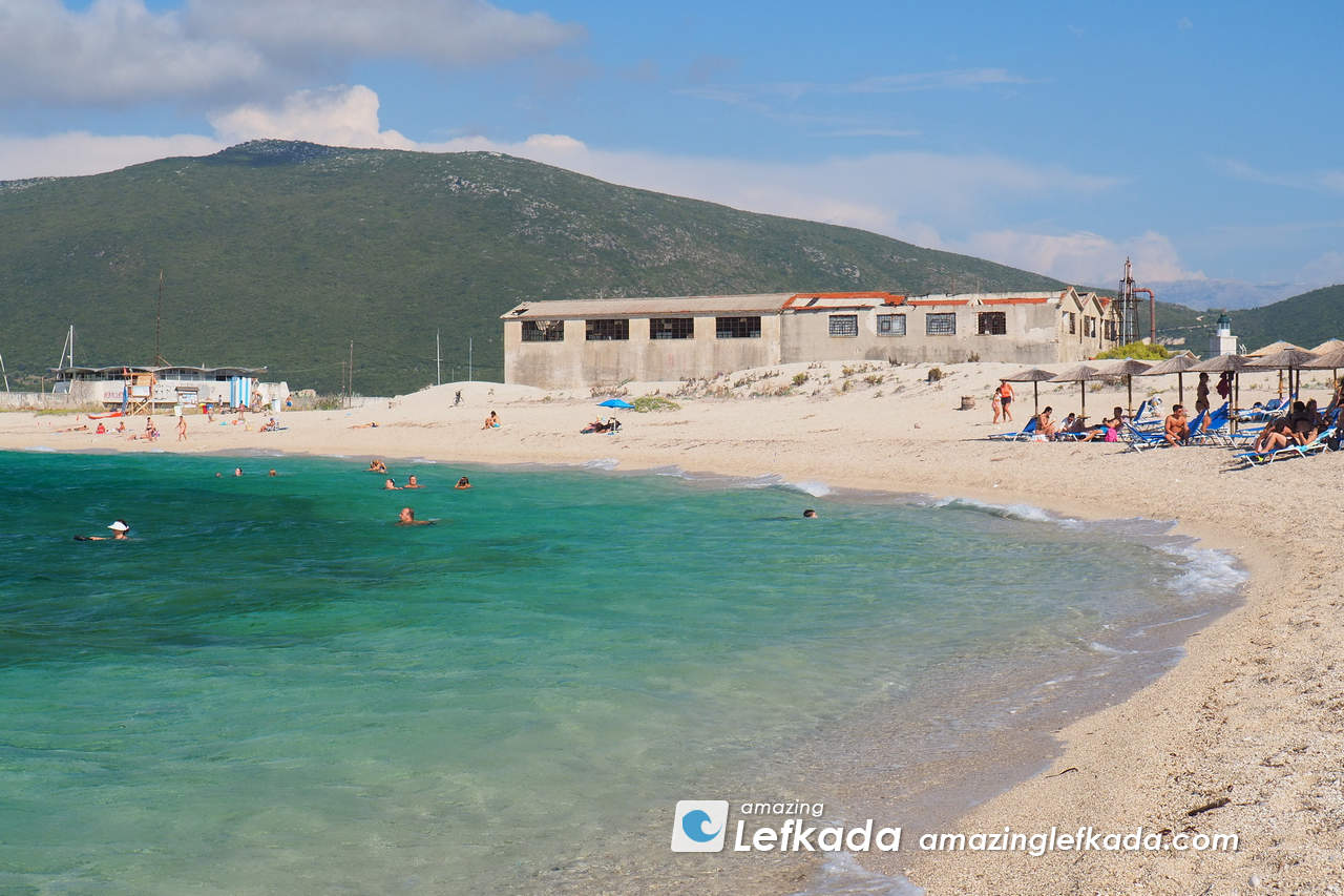 Old winery of Kastro beach