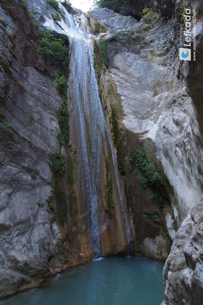 The scenery of Nidri Waterfalls