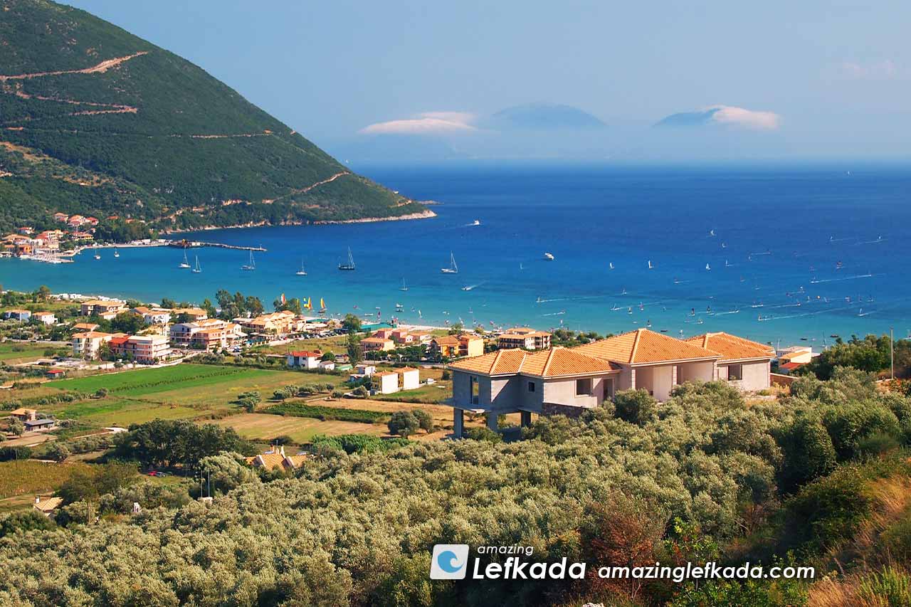 Where to find Paralia Ponti beach in Lefkada Island location and access